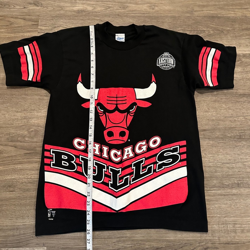 Vintage 90s Chicago Bulls Salem Sportswear Big Logo Chevron T-Shirt Youth Large - Picture 6 of 7
